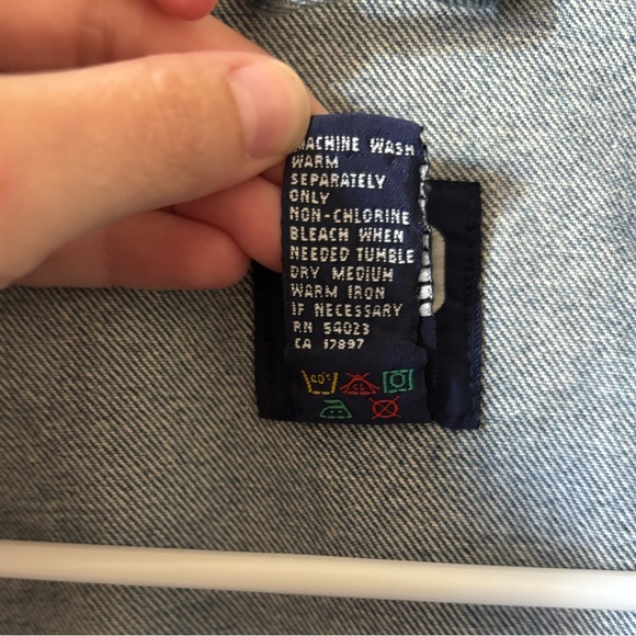 Women’s Vintage Gap Denim Jacket, Size Medium - Picture 8 of 8